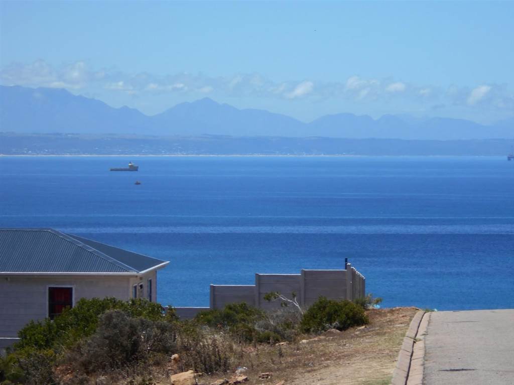 525 m² Land available in Mossel Bay photo number 4