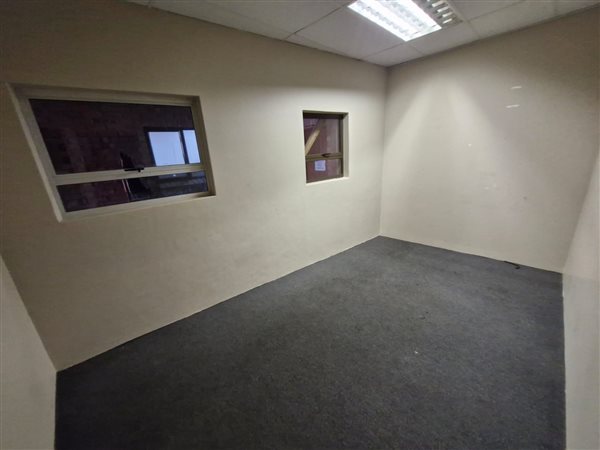 21  m² Commercial space