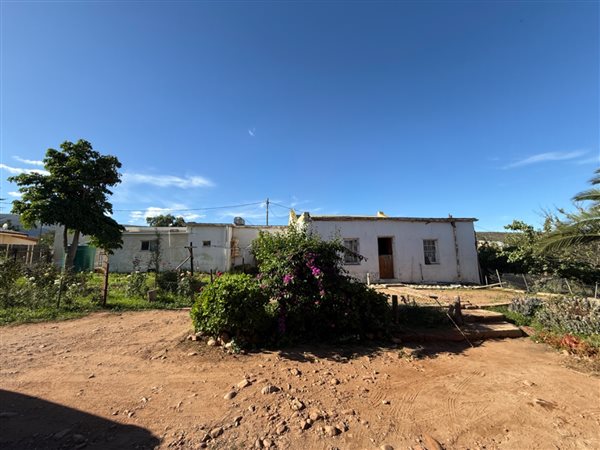 4 Bedroom House 4 Bedroom House