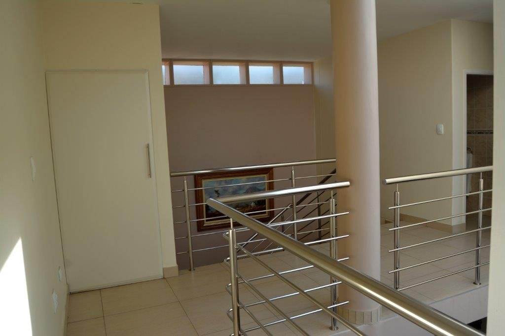 4 Bed House in Uvongo photo number 24