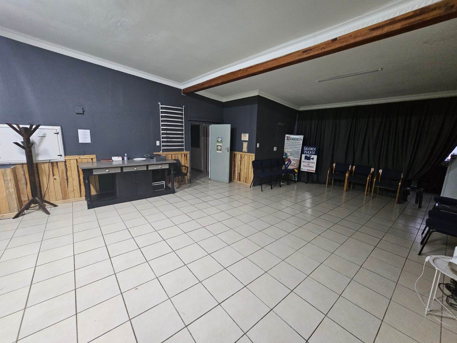 500  m² Industrial space in Somerset West Central photo number 17