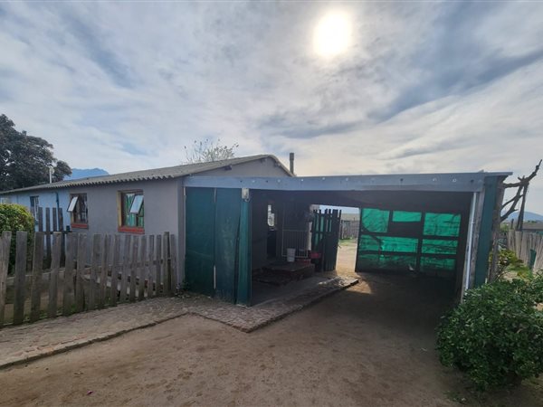 2 Bedroom House 2 Bedroom House