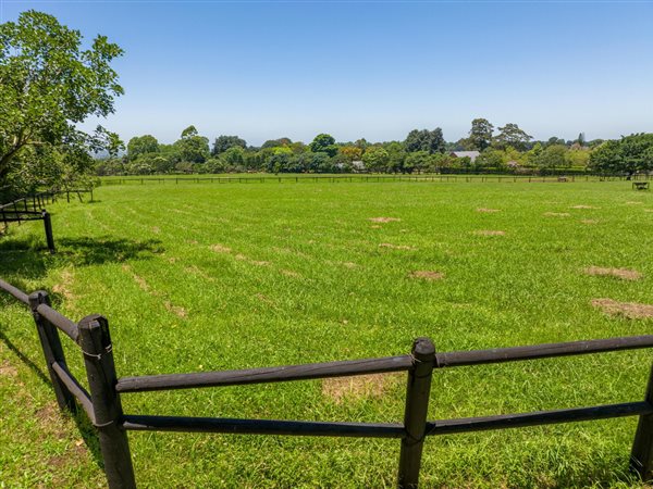 3.9 ha Land available in Summerveld