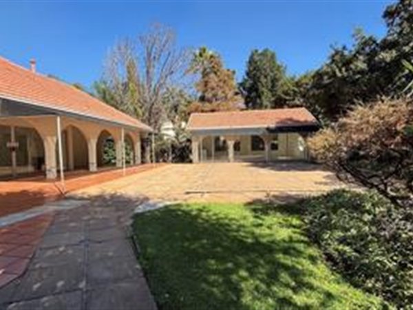 3 Bedroom House 3 Bedroom House