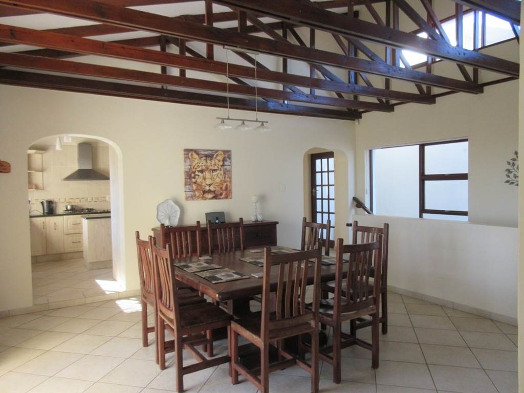 4 Bed House in Port Alfred photo number 9