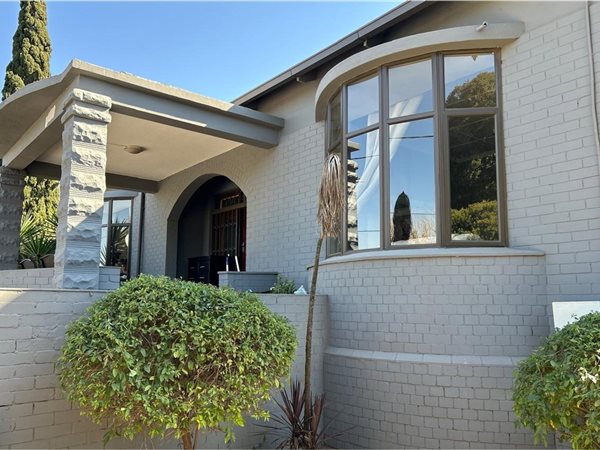 3 Bedroom House 3 Bedroom House