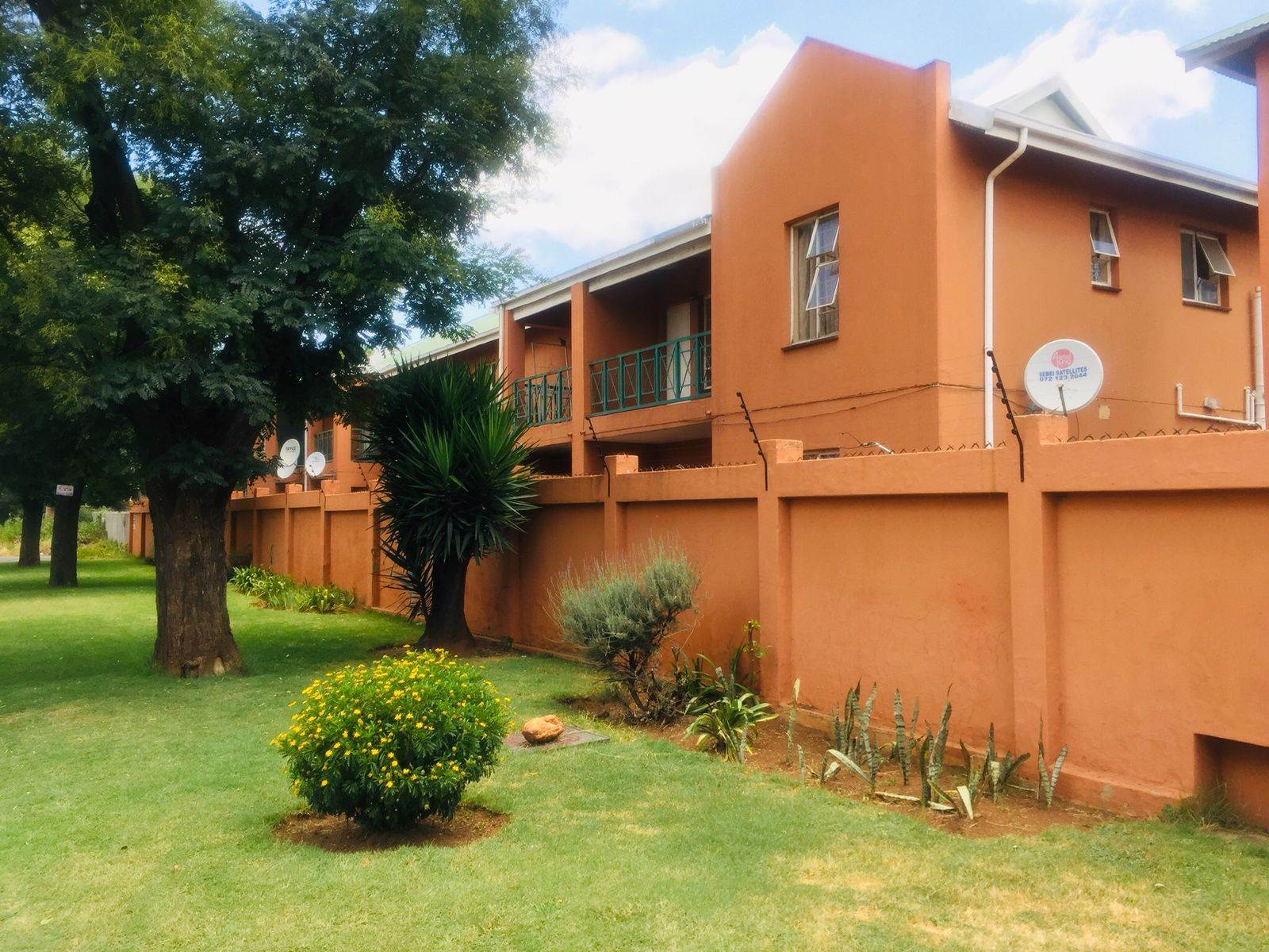 2 Bed Apartment in Boksburg Central photo number 14