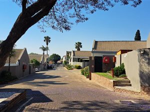 2 Bed Townhouse in Sundowner