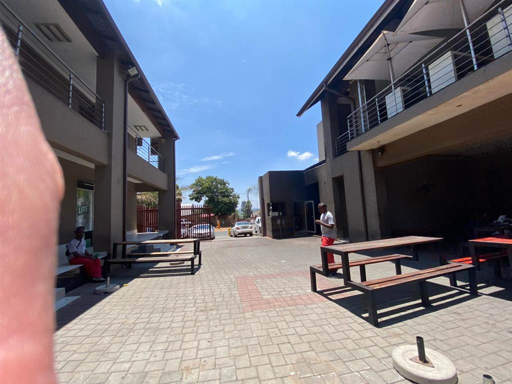 2000  m² Commercial space in Diepkloof photo number 7