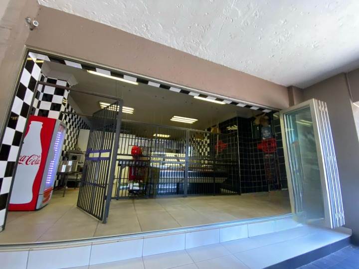 2000  m² Commercial space in Diepkloof photo number 9