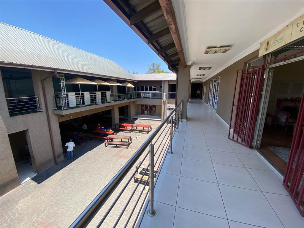 2000  m² Commercial space in Diepkloof photo number 8