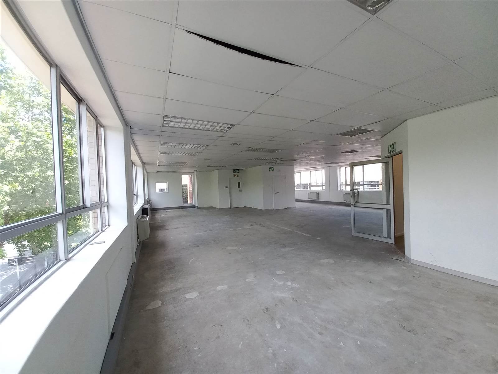 162  m² Commercial space in Tyger Valley photo number 4