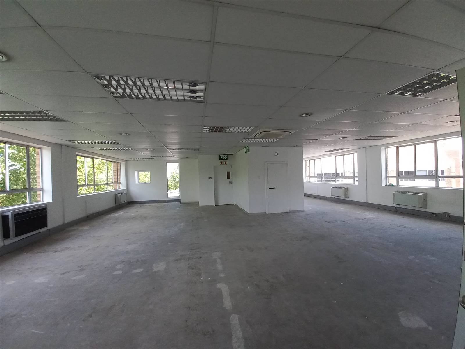 162  m² Commercial space in Tyger Valley photo number 10