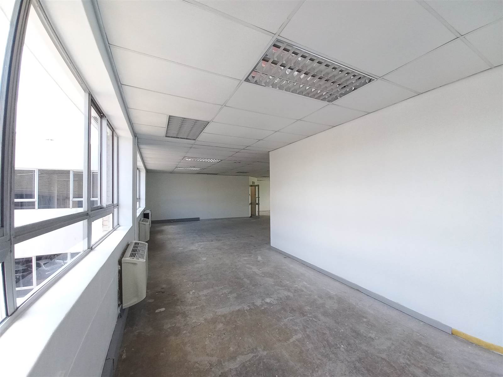 162  m² Commercial space in Tyger Valley photo number 8