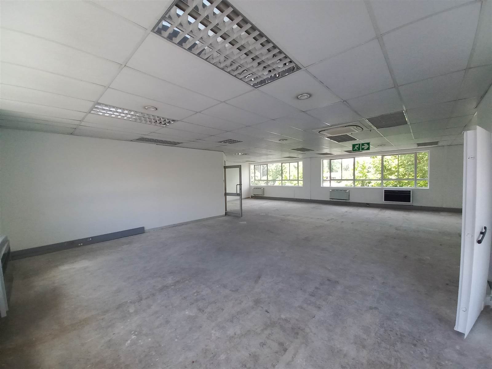 162  m² Commercial space in Tyger Valley photo number 9