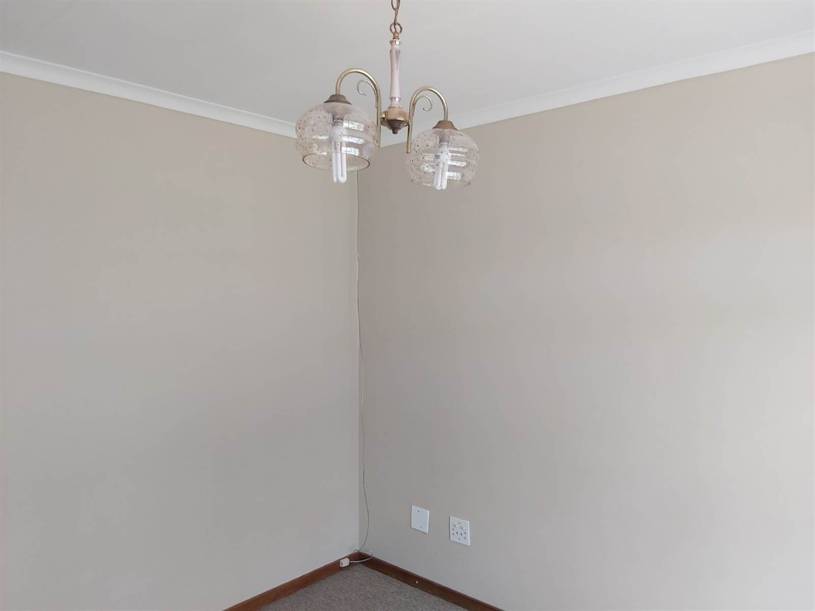 2 Bed Townhouse in Ontdekkers Park photo number 18