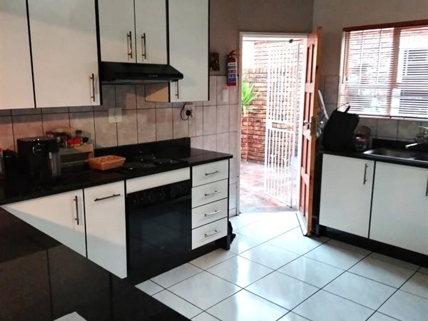 1 Bedroom Townhouse 1 Bedroom Townhouse