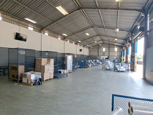 600  m² Industrial space