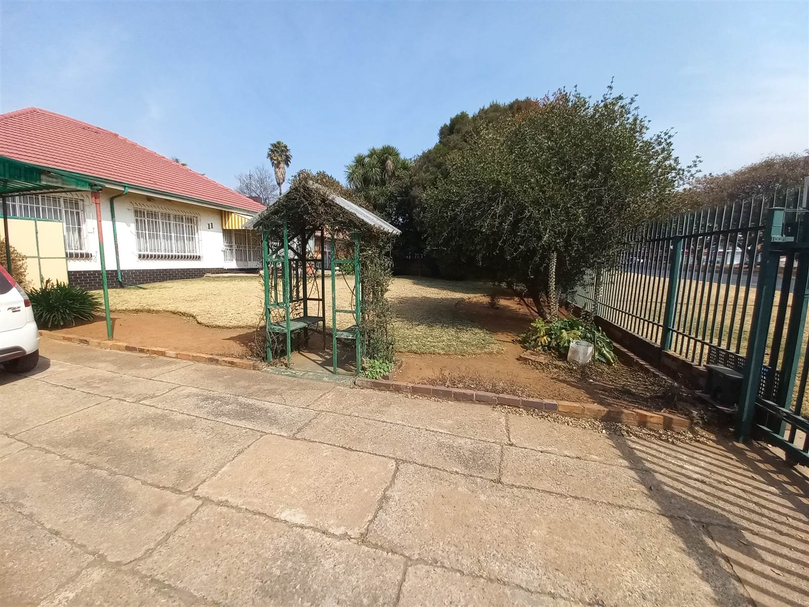 3 Bed House in Brenthurst photo number 3