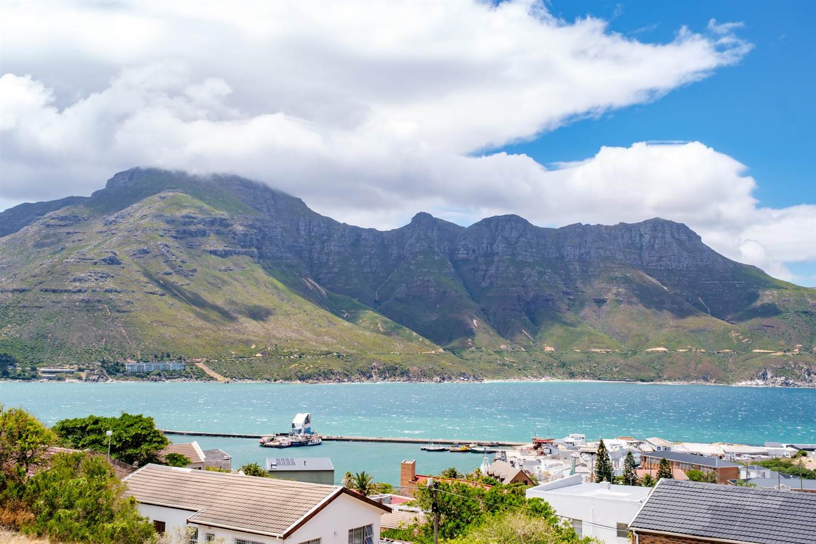 555 m² Land available in Hout Bay and surrounds photo number 1