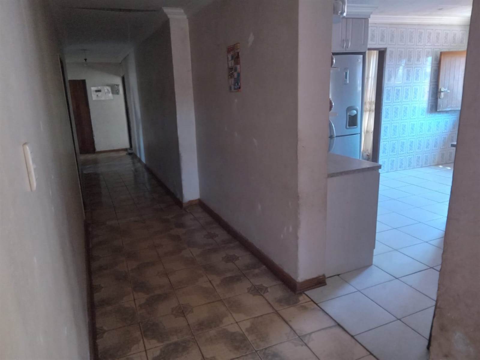 3 Bed House in Mohlakeng photo number 8