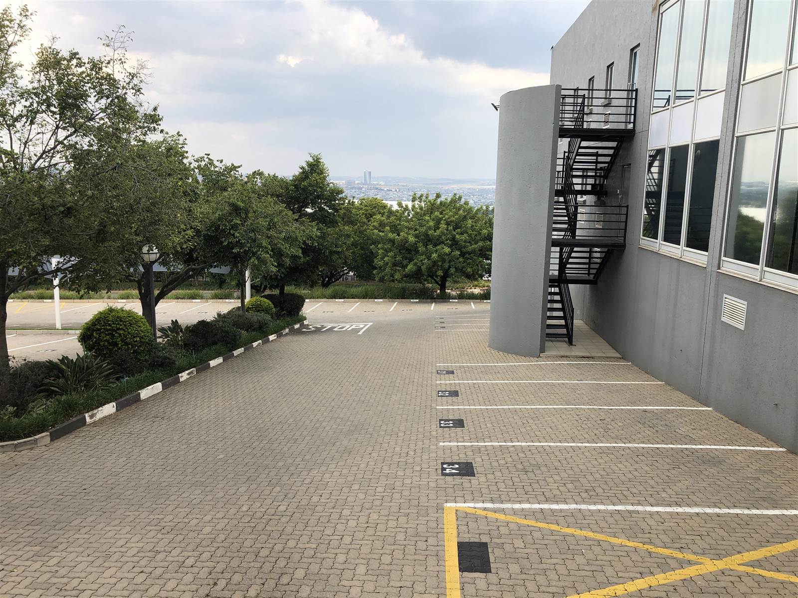 2653  m² Commercial space in Kyalami photo number 20