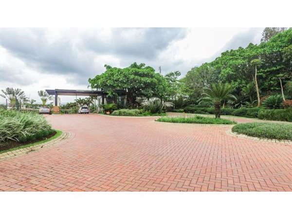 982 m² Land available in Palm Lakes Estate