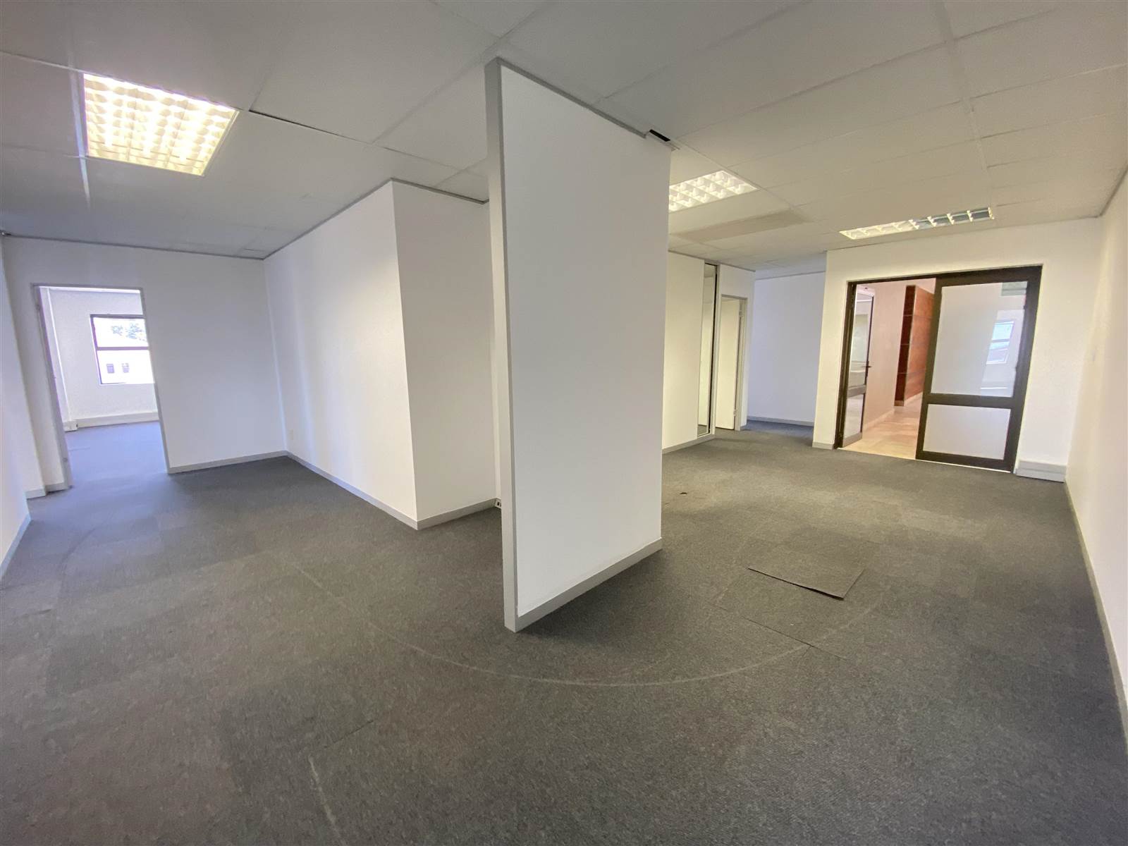 492  m² Commercial space in Oostersee photo number 25