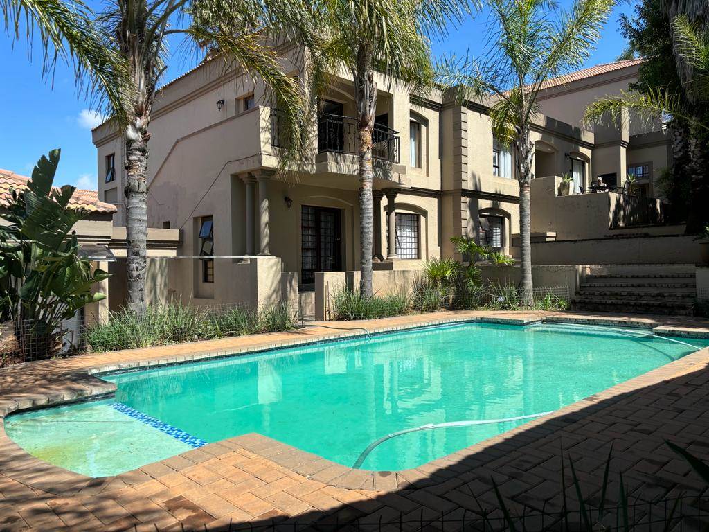 3 Bed Apartment in Rangeview photo number 1