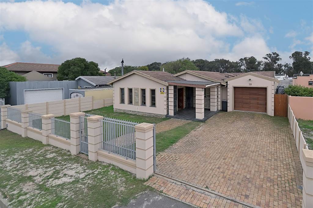 5 Bed House for sale in Bothasig T4704818 Private Property