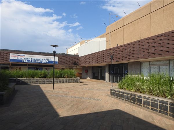 58.9 m² Retail Space 58.9 m² Retail Space