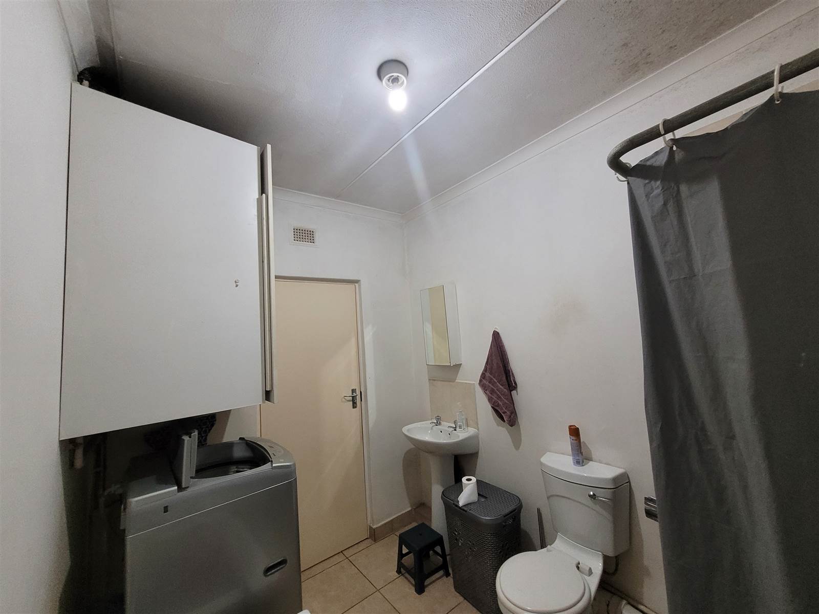 2 Bed Flat in Kenville photo number 8