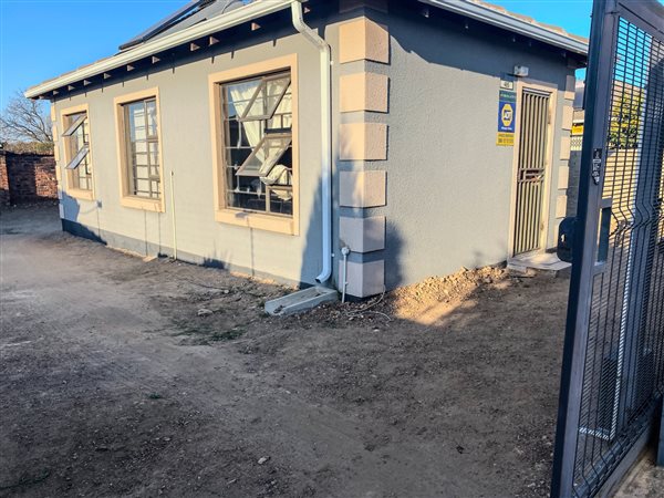 3 Bedroom House 3 Bedroom House