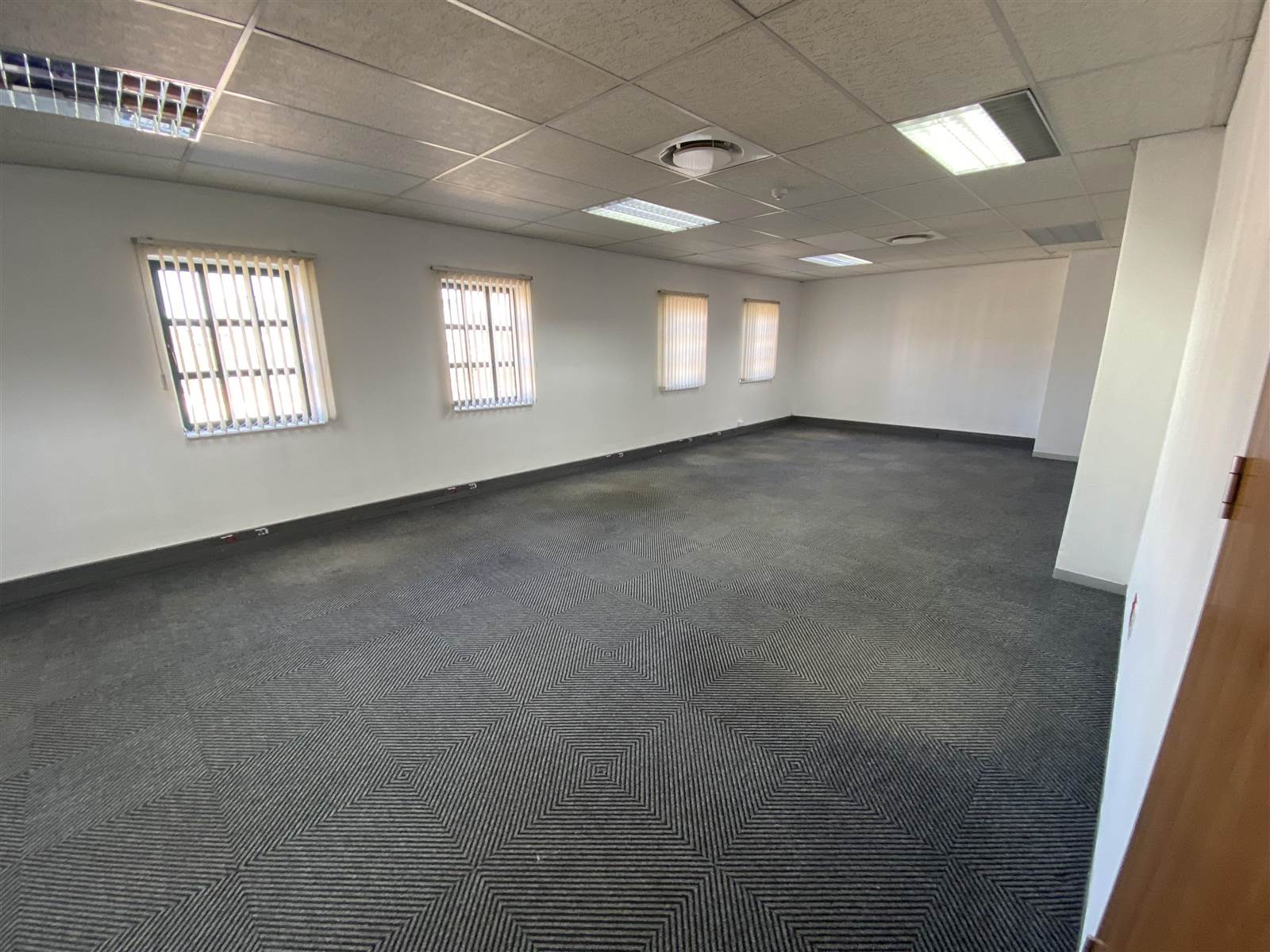 3790  m² Commercial space in Sunninghill photo number 17