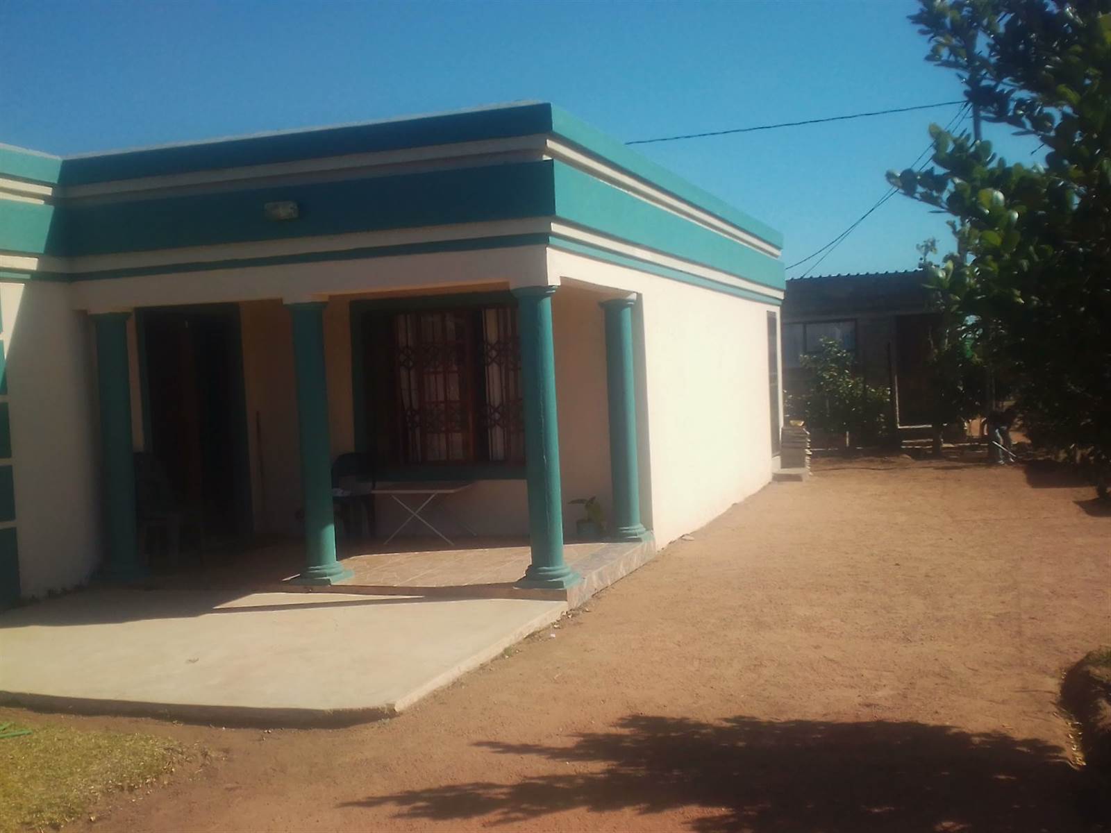 2 Bed House in Lethlabile photo number 3