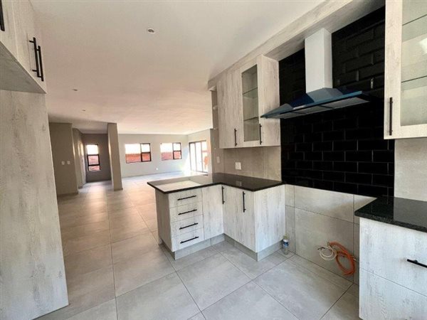 4 Bed Townhouse in New Redruth