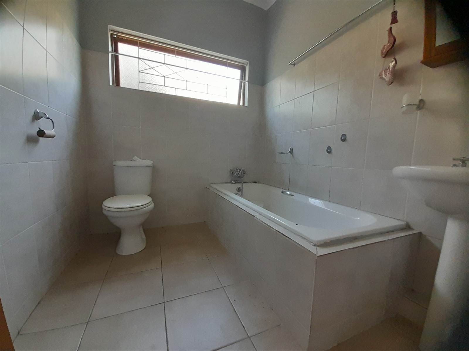 2 Bed Townhouse in Mtwalume photo number 13
