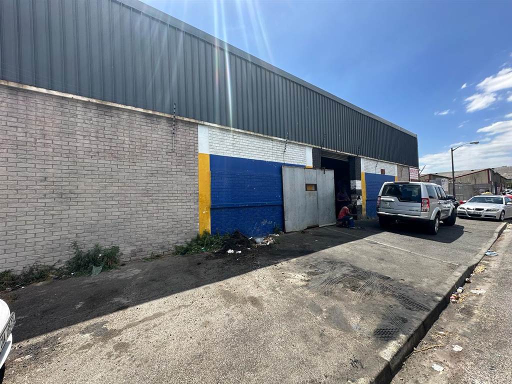 1250  m² Industrial space in Hanover Park photo number 11