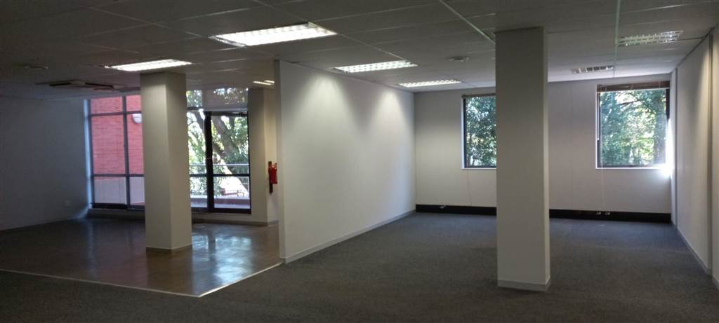 387  m² Commercial space in Sandown photo number 8