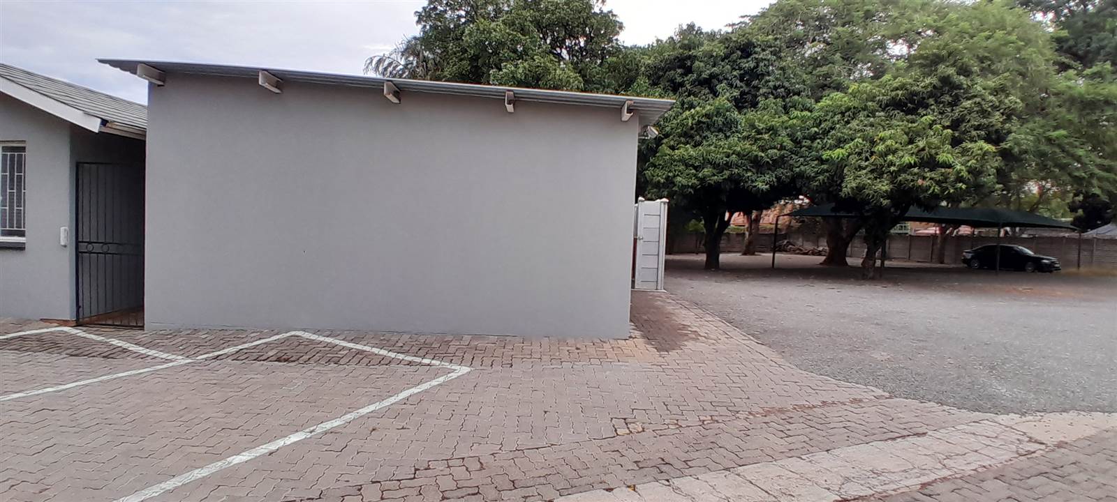 408  m² Commercial space in Rustenburg Central photo number 9