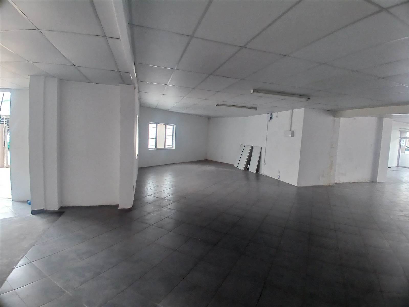 294  m² Commercial space in Pinetown Central photo number 9