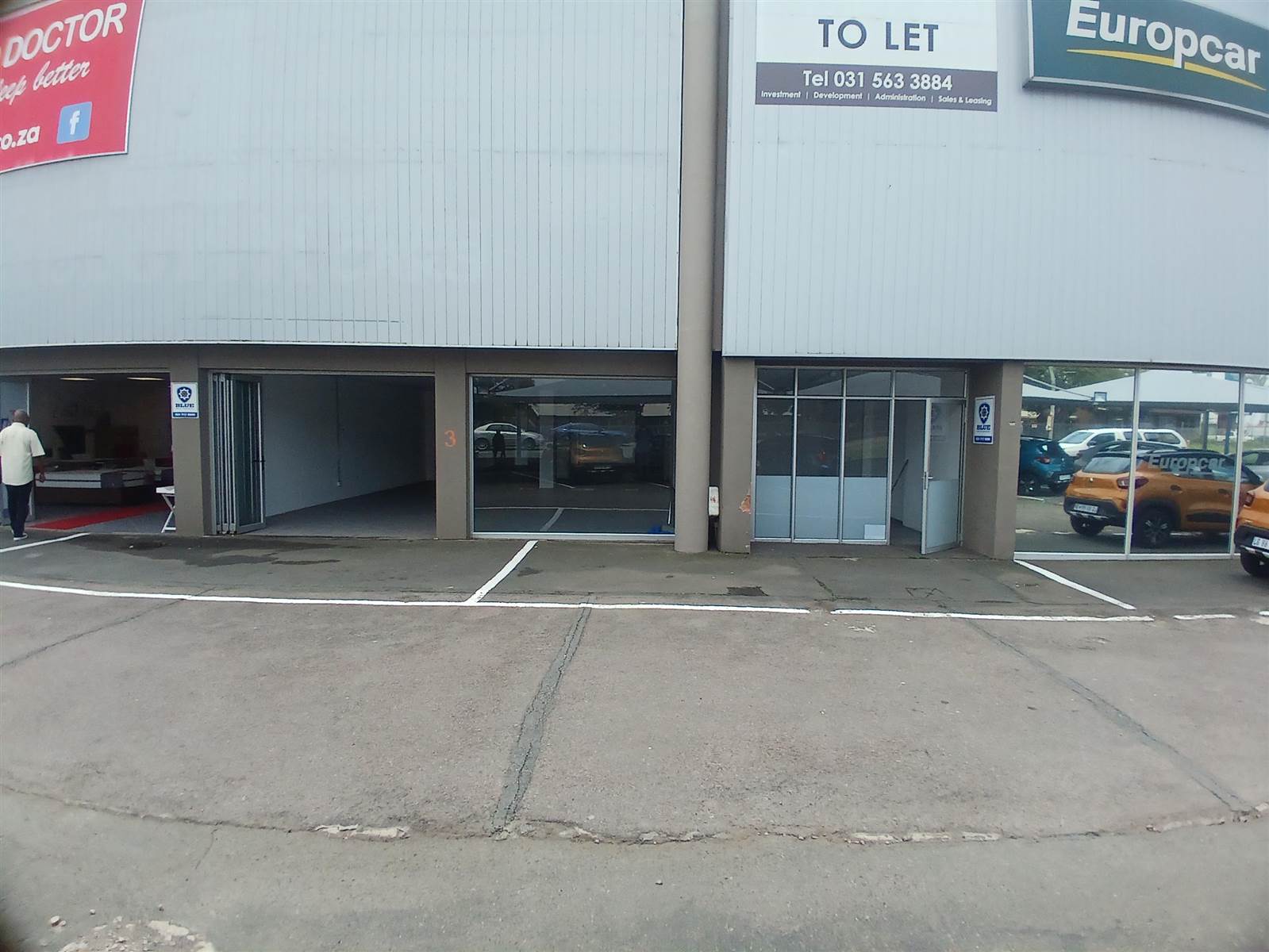 294  m² Commercial space in Pinetown Central photo number 3