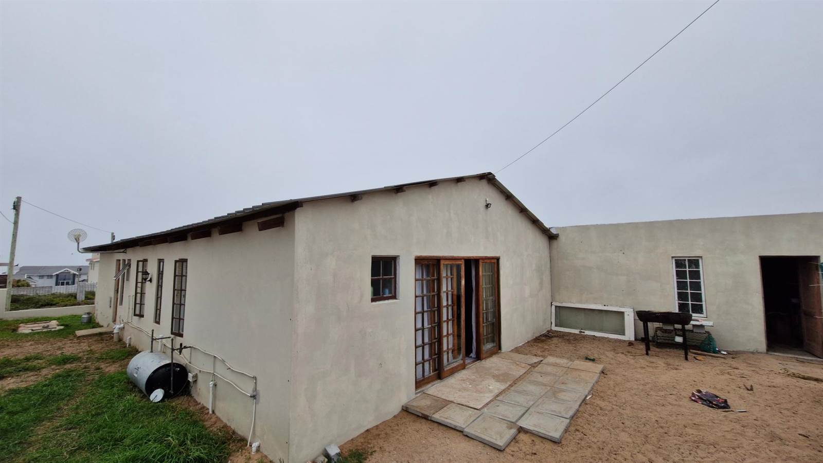 3 Bed House in Lamberts Bay photo number 11
