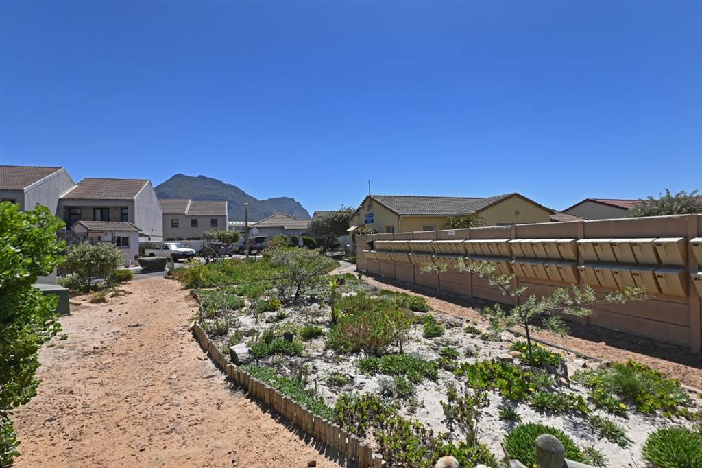 3 Bed House in Muizenberg photo number 23
