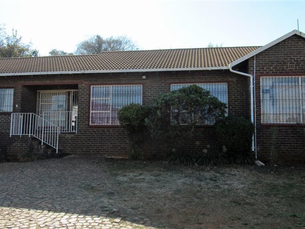 4 Bed House in Naturena