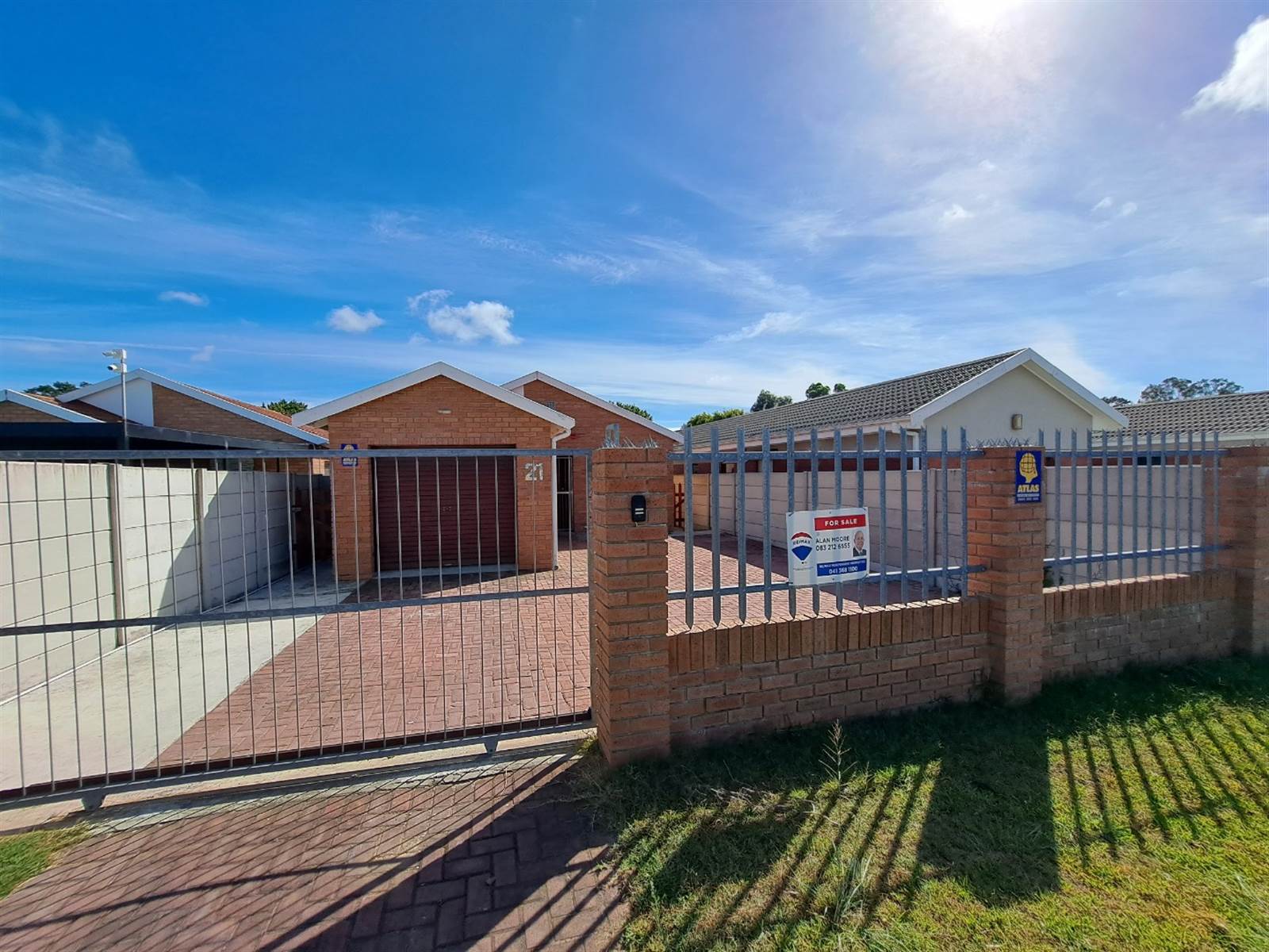 3 Bed House in Pinelands photo number 4