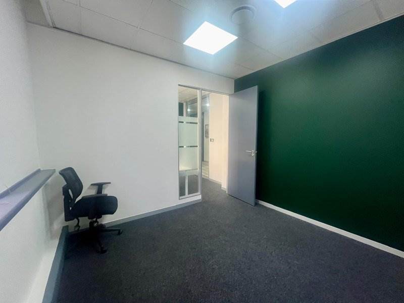 43  m² Office Space in Sandown photo number 12