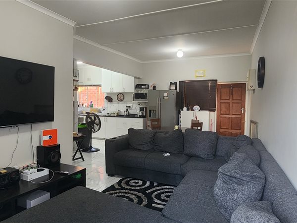 2 Bed Apartment