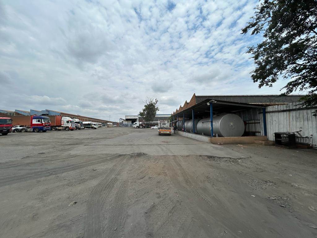 600  m² Industrial space in Elandsfontein AH photo number 16