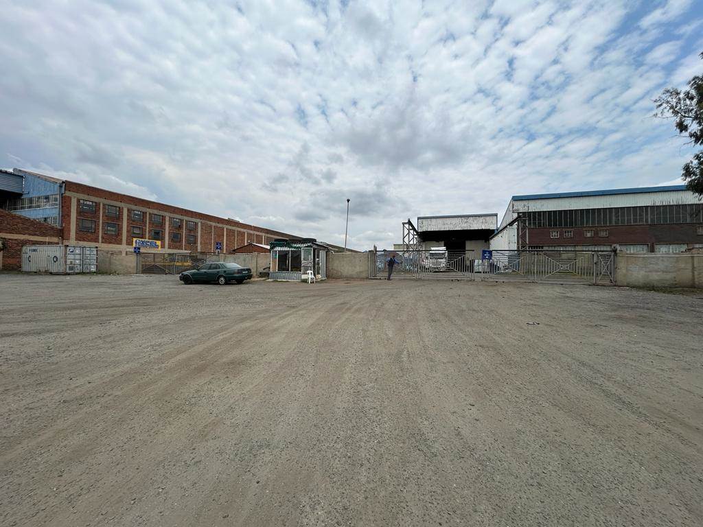 600  m² Industrial space in Elandsfontein AH photo number 3